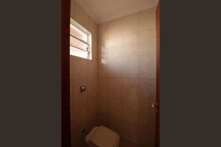 Casa à venda com 250m², 4 quartos e 3 vagasBanheiro de serviço 2