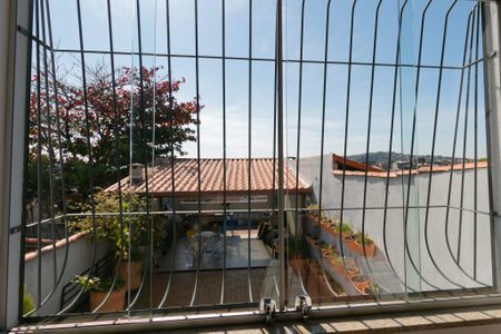 Casa à venda com 350m², 3 quartos e 4 vagasQuarto 1 Vista 