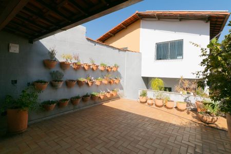 Casa à venda com 350m², 3 quartos e 4 vagasÁrea Gourmet