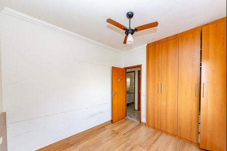 Apartamento à venda com 130m², 3 quartos e 2 vagasQuarto 2