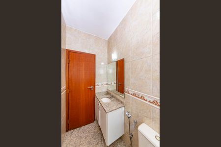 Apartamento à venda com 130m², 3 quartos e 2 vagasBanheiro Social