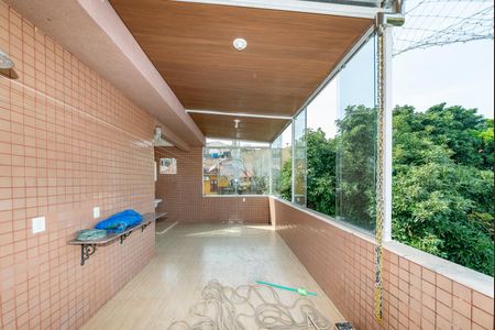 Apartamento à venda com 130m², 3 quartos e 2 vagasVaranda