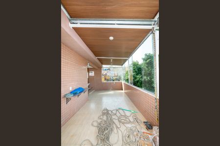 Apartamento à venda com 130m², 3 quartos e 2 vagasVaranda