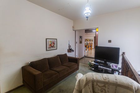 Casa à venda com 382m², 8 quartos e 4 vagas Casa à venda com 382m², 8 quartos e 4 vagasSala 3 no 2° Pavimento