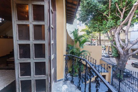 Casa à venda com 382m², 8 quartos e 4 vagas Casa à venda com 382m², 8 quartos e 4 vagasVaranda da Sala 1