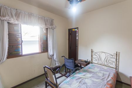 Casa à venda com 382m², 8 quartos e 4 vagas Casa à venda com 382m², 8 quartos e 4 vagasSuíte 2 no 2° Pavimento