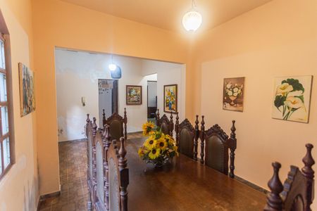 Casa à venda com 382m², 8 quartos e 4 vagas Casa à venda com 382m², 8 quartos e 4 vagasCopa