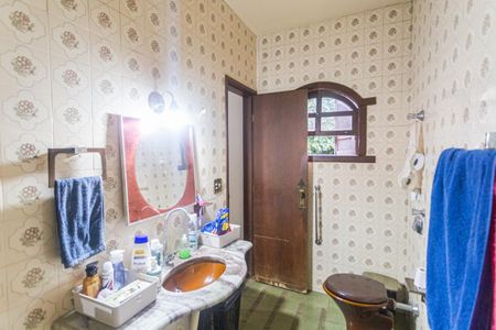 Casa à venda com 382m², 8 quartos e 4 vagas Casa à venda com 382m², 8 quartos e 4 vagasBanheiro da Suíte 3 no 2° Pavimento