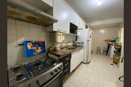 Casa à venda com 140m², 3 quartos e 1 vaga Casa à venda com 140m², 3 quartos e 1 vagaCozinha