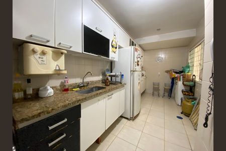 Casa à venda com 140m², 3 quartos e 1 vaga Casa à venda com 140m², 3 quartos e 1 vagaCozinha