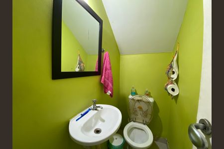 Casa à venda com 140m², 3 quartos e 1 vaga Casa à venda com 140m², 3 quartos e 1 vagaLavabo da Sala