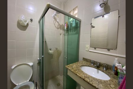 Casa à venda com 140m², 3 quartos e 1 vaga Casa à venda com 140m², 3 quartos e 1 vagaBanheiro 2