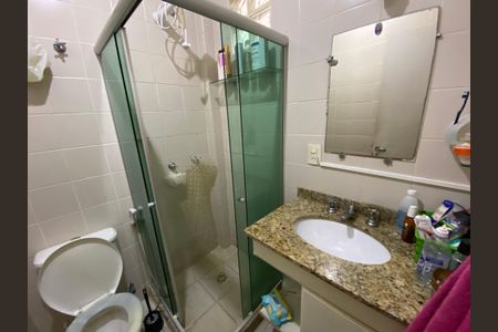 Casa à venda com 140m², 3 quartos e 1 vaga Casa à venda com 140m², 3 quartos e 1 vagaBanheiro 2