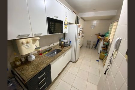 Casa à venda com 140m², 3 quartos e 1 vaga Casa à venda com 140m², 3 quartos e 1 vagaCozinha
