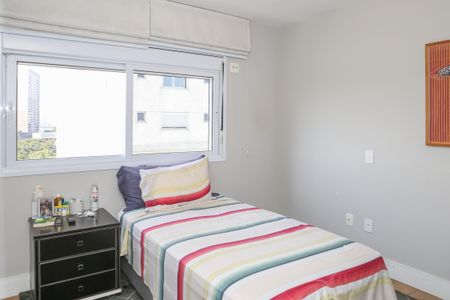 Apartamento à venda com 242m², 3 quartos e 3 vagas Apartamento à venda com 242m², 3 quartos e 3 vagasSuíte 3