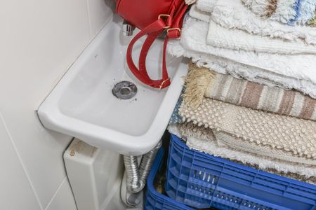 Apartamento à venda com 242m², 3 quartos e 3 vagas Apartamento à venda com 242m², 3 quartos e 3 vagasBanheiro de Serviço