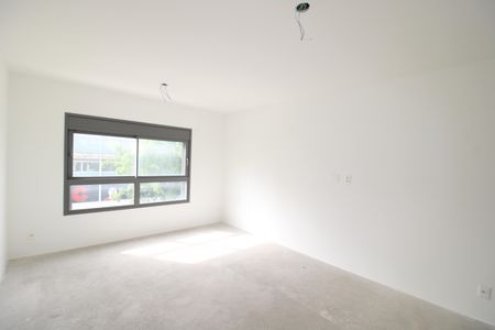 Apartamento à venda com 255m², 4 quartos e 5 vagasSuíte 4