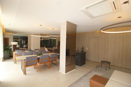 Apartamento à venda com 255m², 4 quartos e 5 vagasÁrea Comum