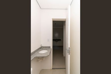 Apartamento à venda com 37m², 2 quartos e sem vaga Apartamento à venda com 37m², 2 quartos e sem vagaBanheiro