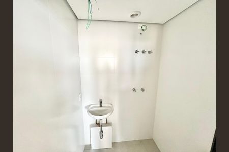 Apartamento à venda com 255m², 4 quartos e 4 vagas Apartamento à venda com 255m², 4 quartos e 4 vagasBanheiro de serviço
