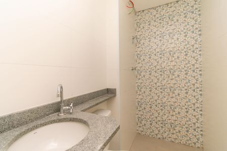 Apartamento à venda com 37m², 2 quartos e sem vaga Apartamento à venda com 37m², 2 quartos e sem vagaBanheiro