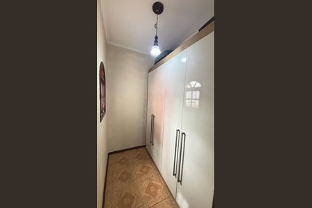 Casa à venda com 255m², 4 quartos e 3 vagas Casa à venda com 255m², 4 quartos e 3 vagasQuarto 3