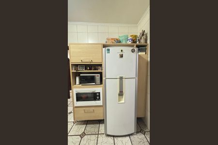 Casa à venda com 255m², 4 quartos e 3 vagas Casa à venda com 255m², 4 quartos e 3 vagasCozinha