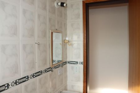 Casa para alugar com 205m², 4 quartos e sem vagaLavabo