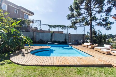 Casa de condomínio à venda com 800m², 4 quartos e 10 vagas Casa de condomínio à venda com 800m², 4 quartos e 10 vagasPiscina