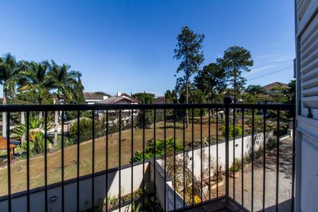 Casa de condomínio à venda com 800m², 4 quartos e 10 vagas Casa de condomínio à venda com 800m², 4 quartos e 10 vagasVaranda