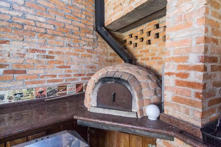 Casa de condomínio à venda com 800m², 4 quartos e 10 vagas Casa de condomínio à venda com 800m², 4 quartos e 10 vagasÁrea gourmet