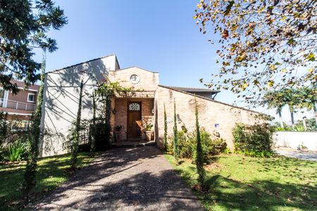 Casa de condomínio à venda com 800m², 4 quartos e 10 vagas Casa de condomínio à venda com 800m², 4 quartos e 10 vagasVista da Rua