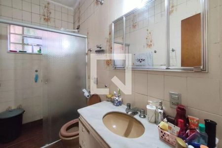 Casa à venda com 230m², 3 quartos e 4 vagasBanheiro Social