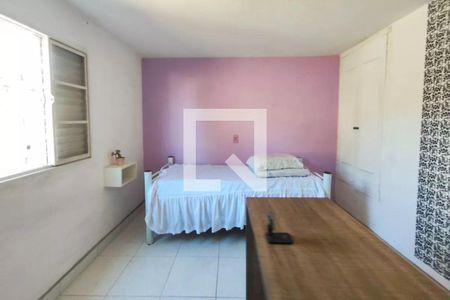 Casa à venda com 230m², 3 quartos e 4 vagasQuarto Suíte