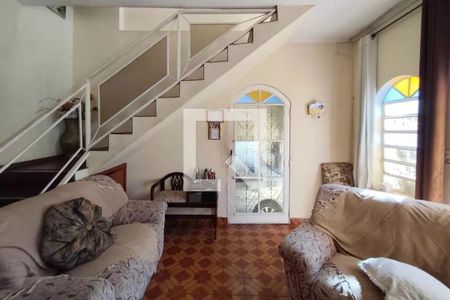 Casa à venda com 230m², 3 quartos e 4 vagasSala de Estar