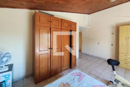 Casa à venda com 230m², 3 quartos e 4 vagasQuarto 3