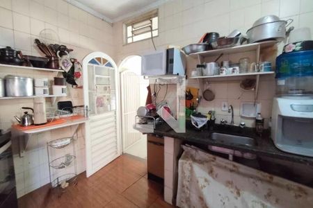 Casa à venda com 230m², 3 quartos e 4 vagasCozinha