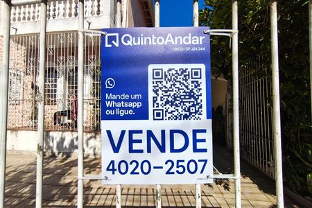 Casa à venda com 230m², 3 quartos e 4 vagasPlaca