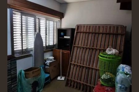 Casa à venda com 118m², 2 quartos e 1 vaga