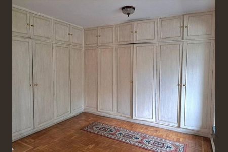 Casa à venda com 275m², 3 quartos e 2 vagas