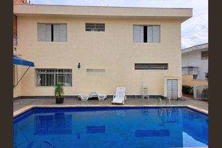 Casa à venda com 275m², 3 quartos e 2 vagas