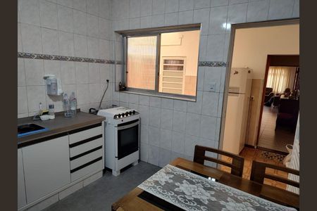 Casa à venda com 140m², 3 quartos e 3 vagas