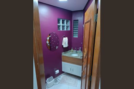 Casa à venda com 182m², 3 quartos e 2 vagas