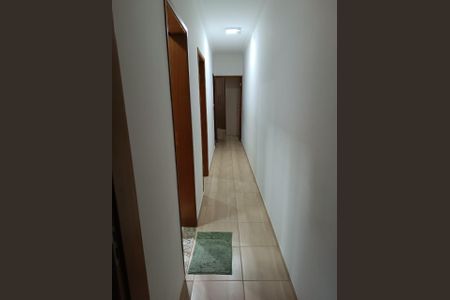 Casa à venda com 182m², 3 quartos e 2 vagas