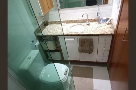 Casa à venda com 182m², 3 quartos e 2 vagas