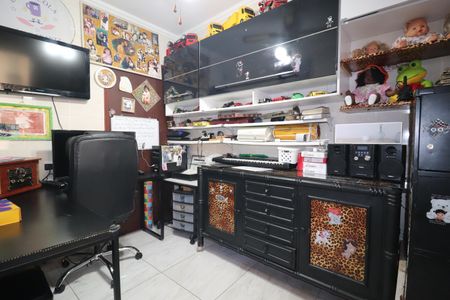 Casa para alugar com 489m², 3 quartos e 5 vagasEscritório