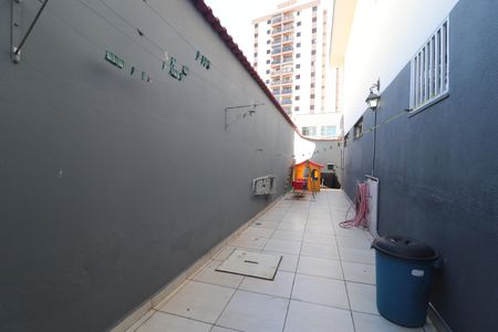 Casa para alugar com 489m², 3 quartos e 5 vagasCorredor Lateral