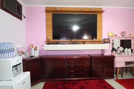 Casa para alugar com 489m², 3 quartos e 5 vagasSuíte