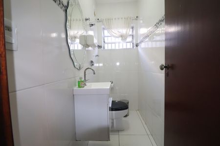 Casa para alugar com 489m², 3 quartos e 5 vagasLavabo 1