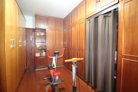 Casa para alugar com 489m², 3 quartos e 5 vagasQuarto 2